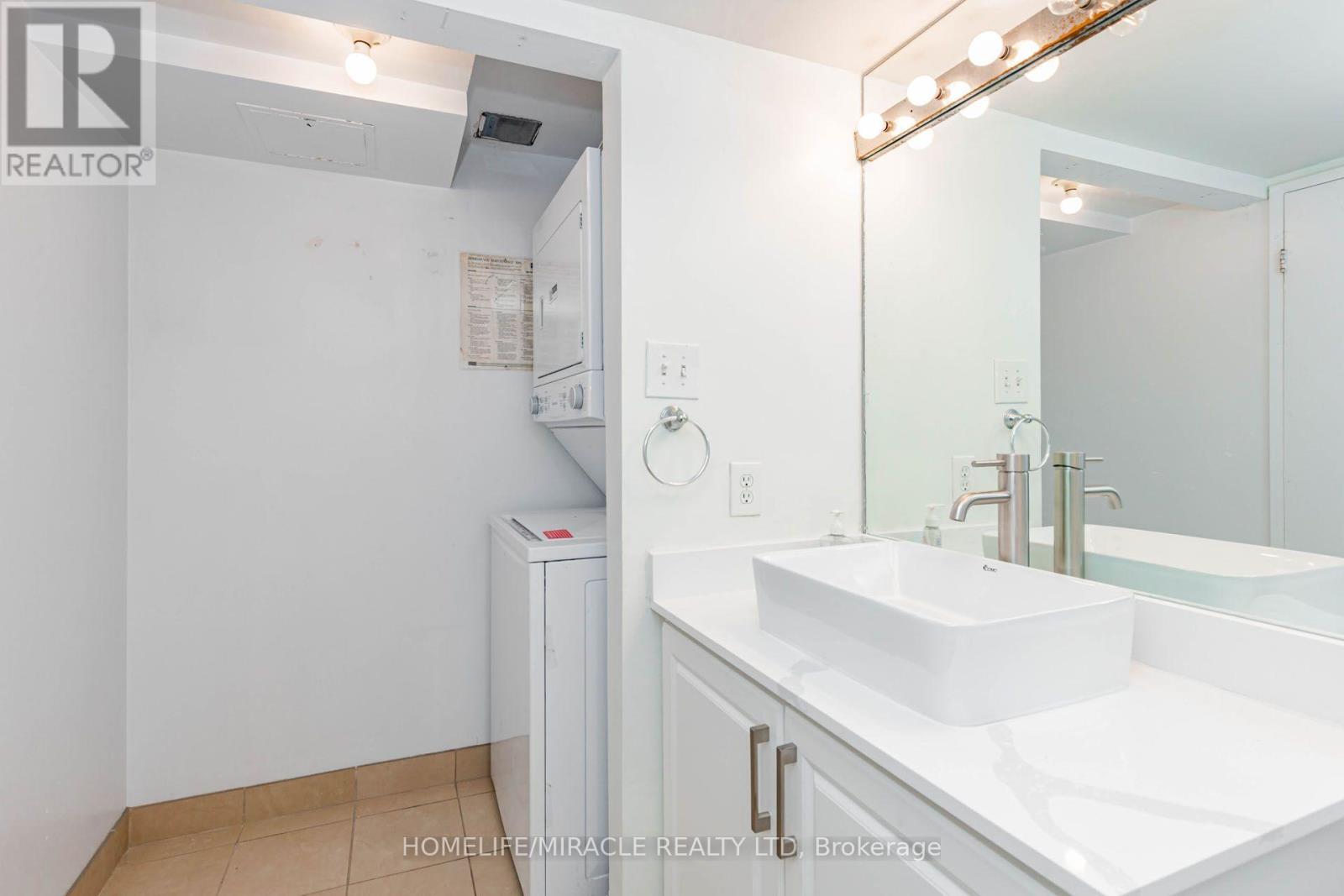 804 - 12 Laurelcrest Street Property Photo 36