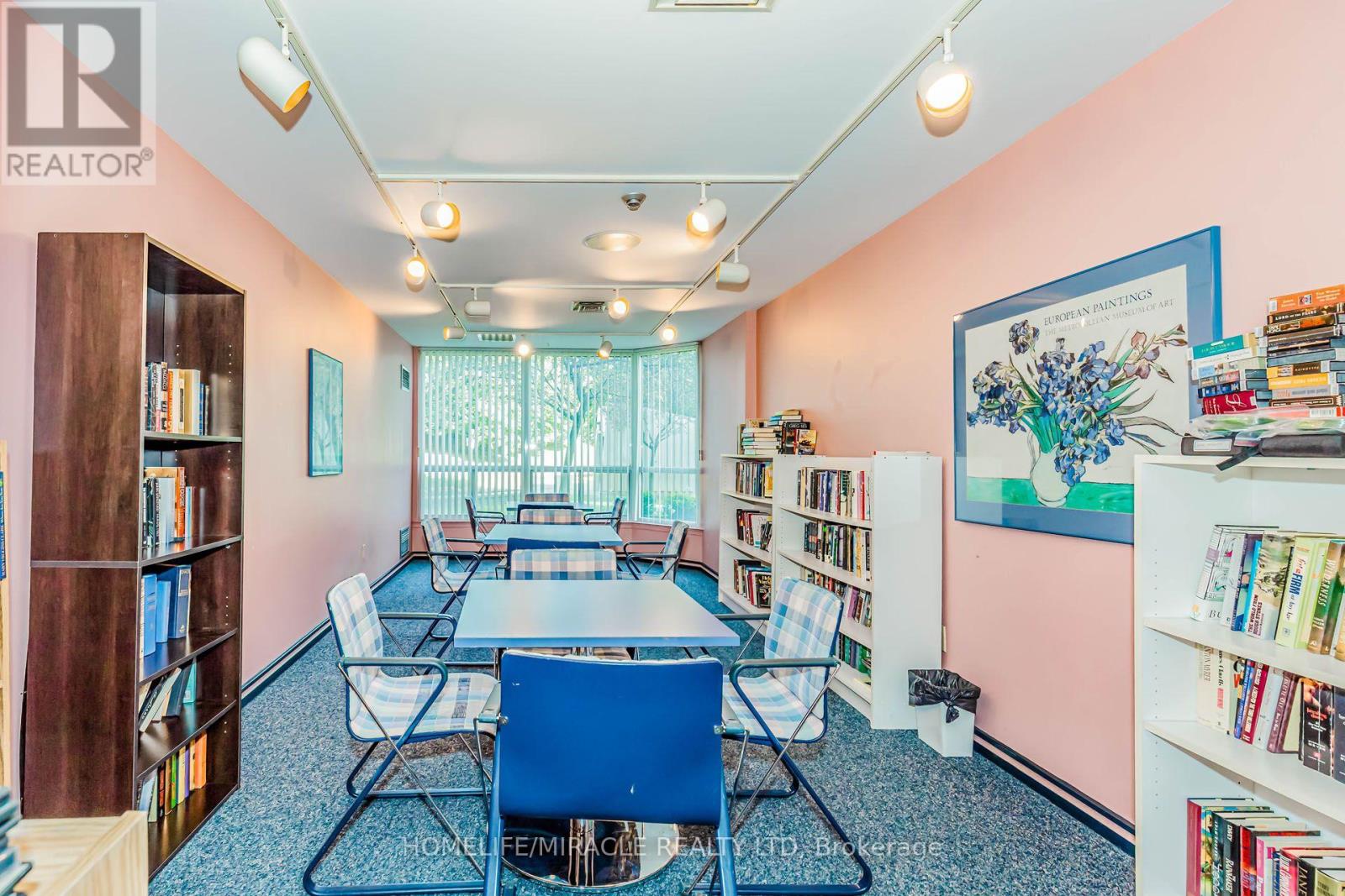 804 - 12 Laurelcrest Street Property Photo 45