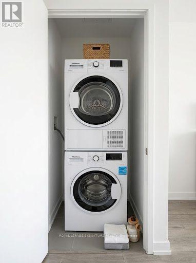 1121 - 3100 Keele Street Property Photo 8