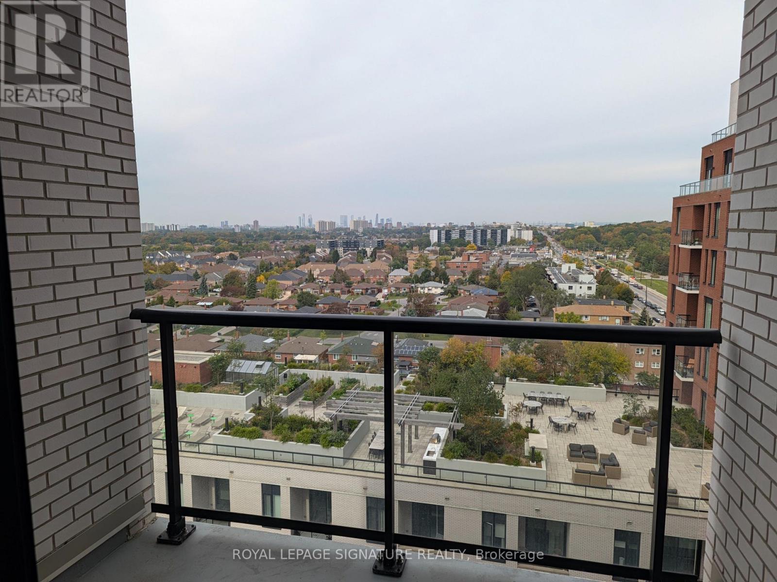 1121 - 3100 Keele Street Property Photo 14