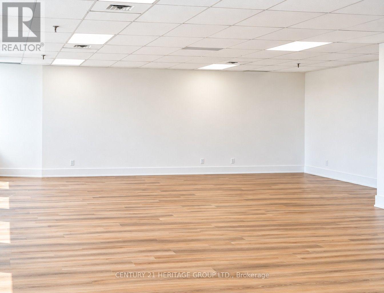 204 - 4544 Dufferin Street Property Photo 5