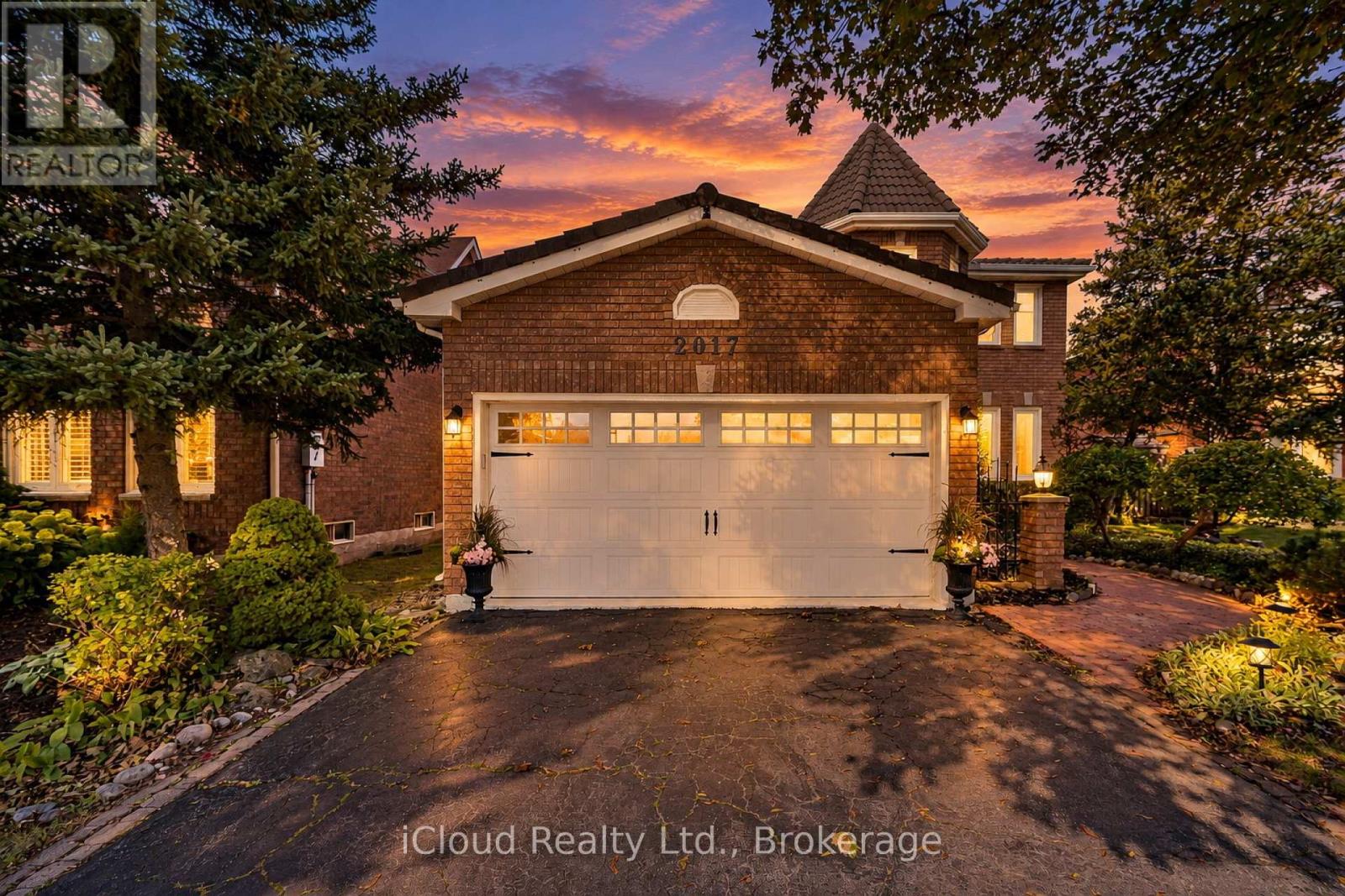 2017 Grenville Drive Property Photo 3