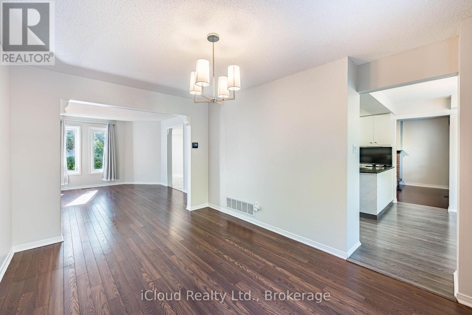2017 Grenville Drive Property Photo 10
