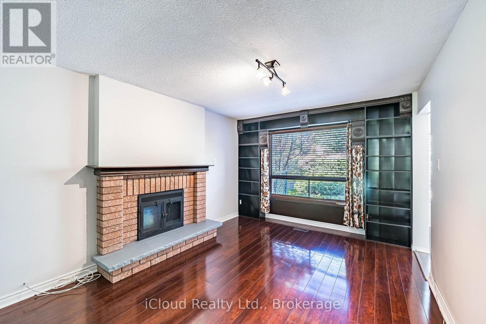 2017 Grenville Drive Property Photo 16