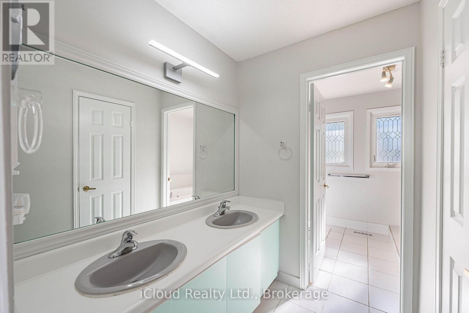 2017 Grenville Drive Property Photo 28