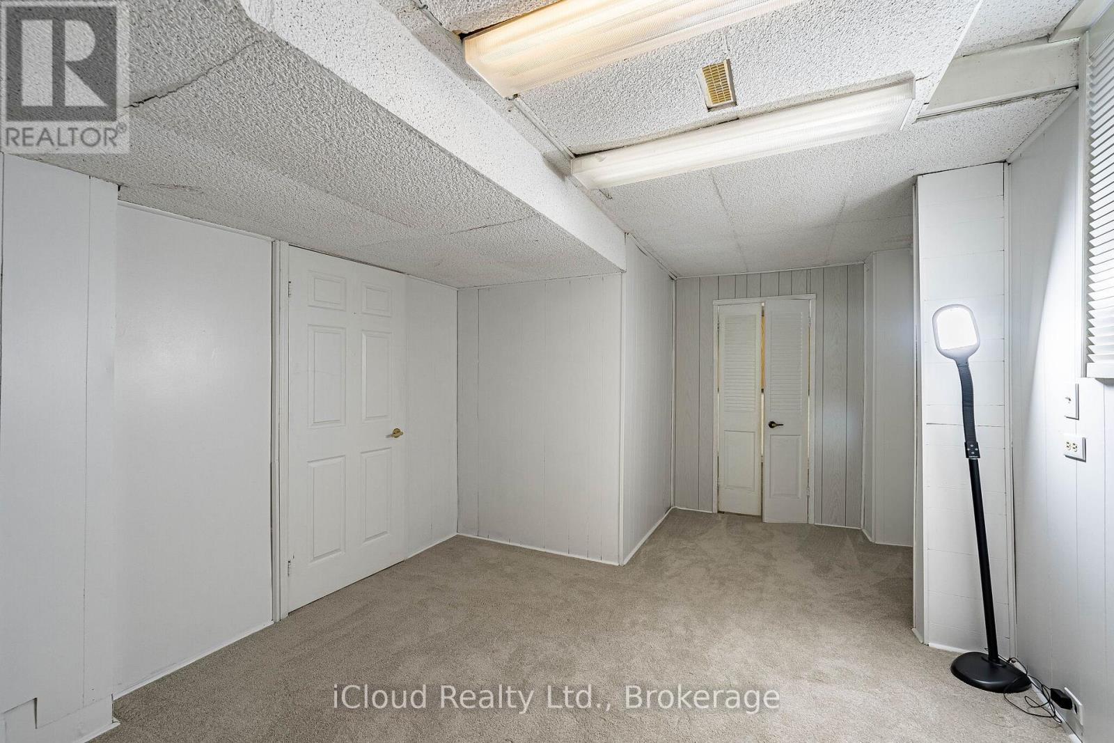2017 Grenville Drive Property Photo 32