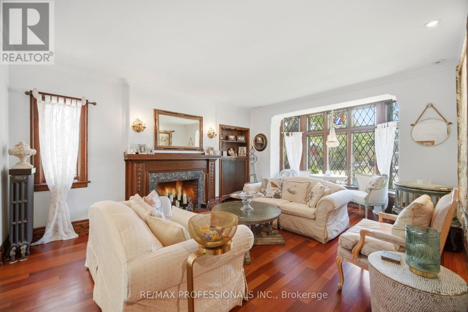 1114 Kipling Avenue Property Photo 6