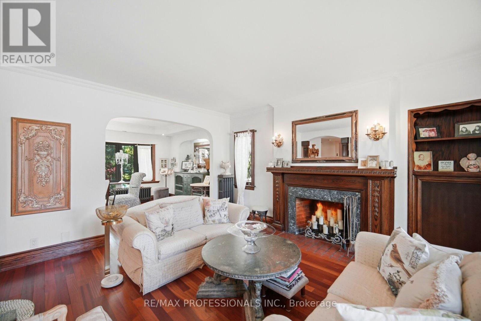 1114 Kipling Avenue Property Photo 8