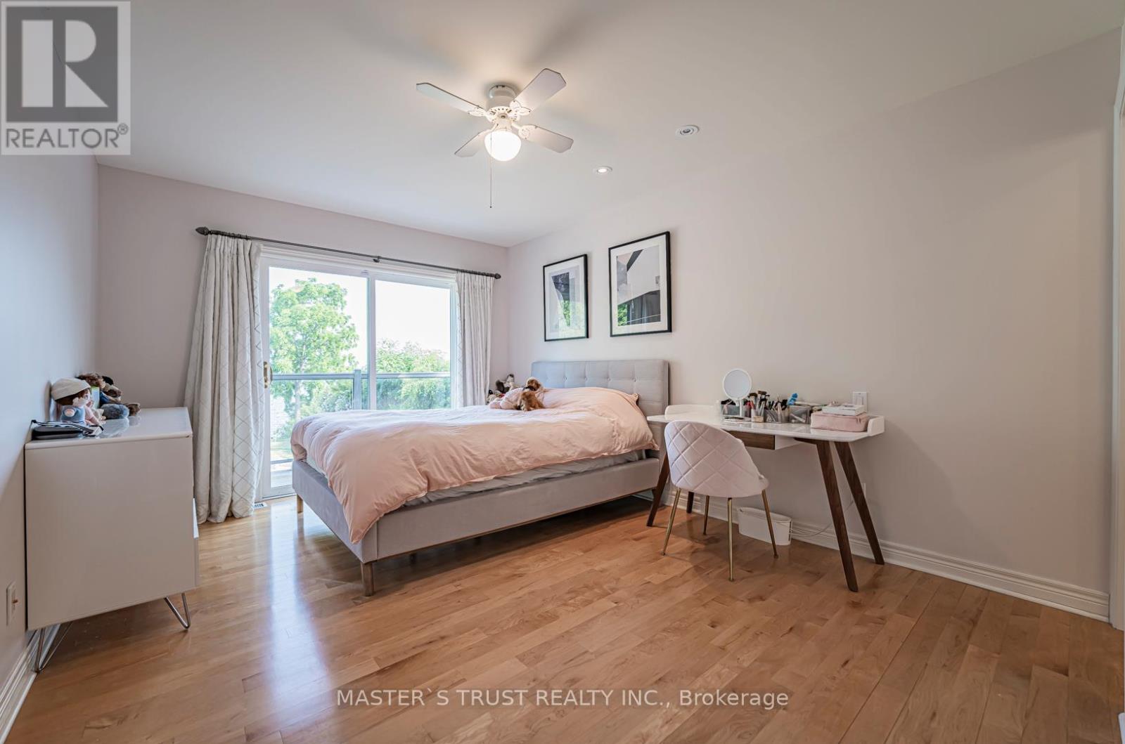 7 Third Line Property Photo 27
