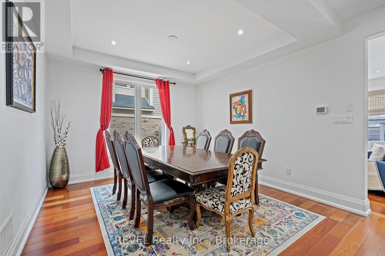 401 Schreyer Crescent Property Photo 8