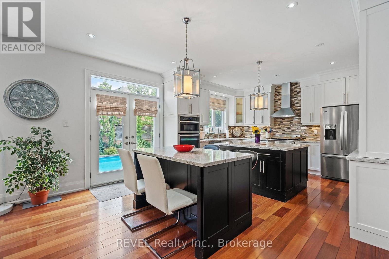 401 Schreyer Crescent Property Photo 10