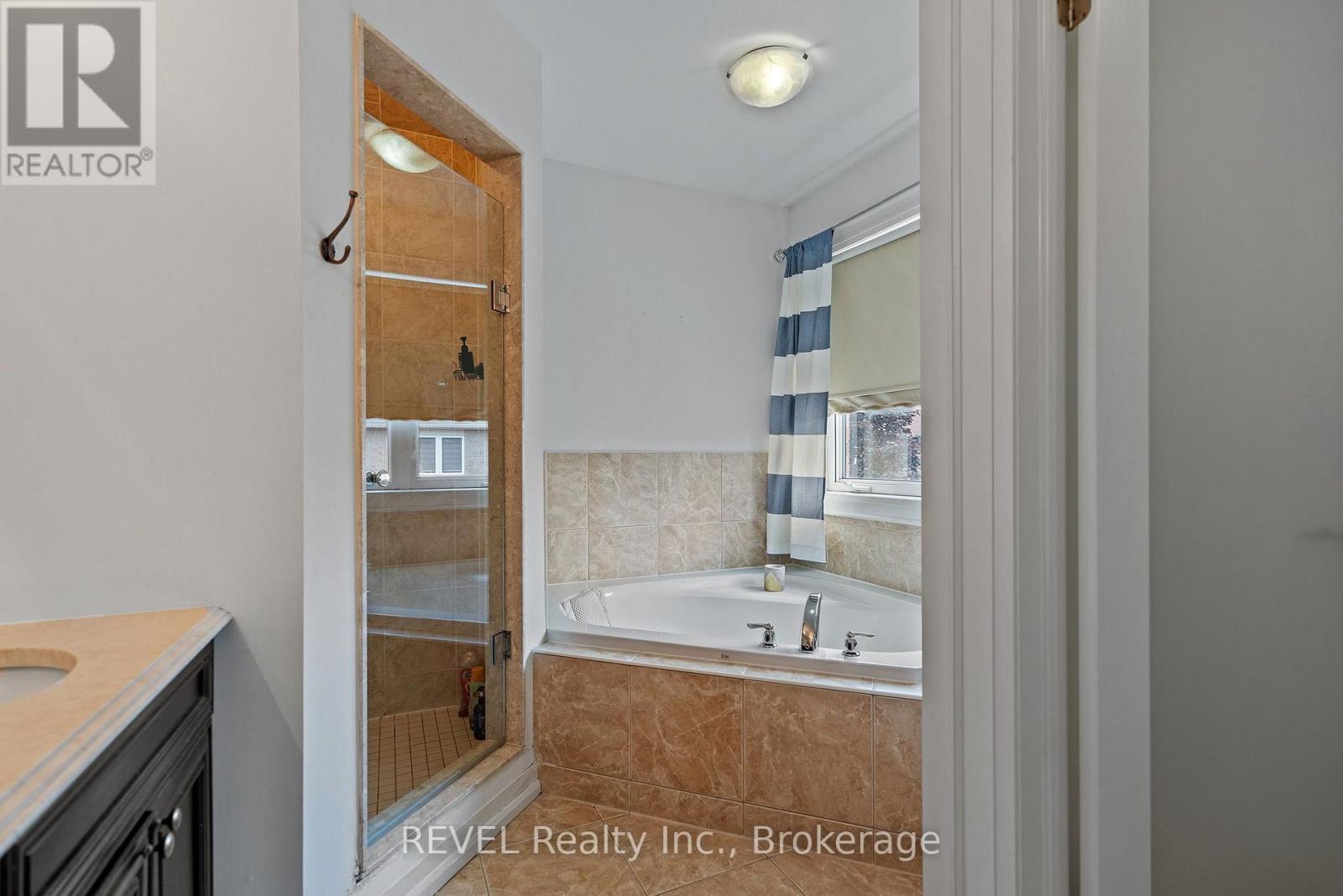 401 Schreyer Crescent Property Photo 31