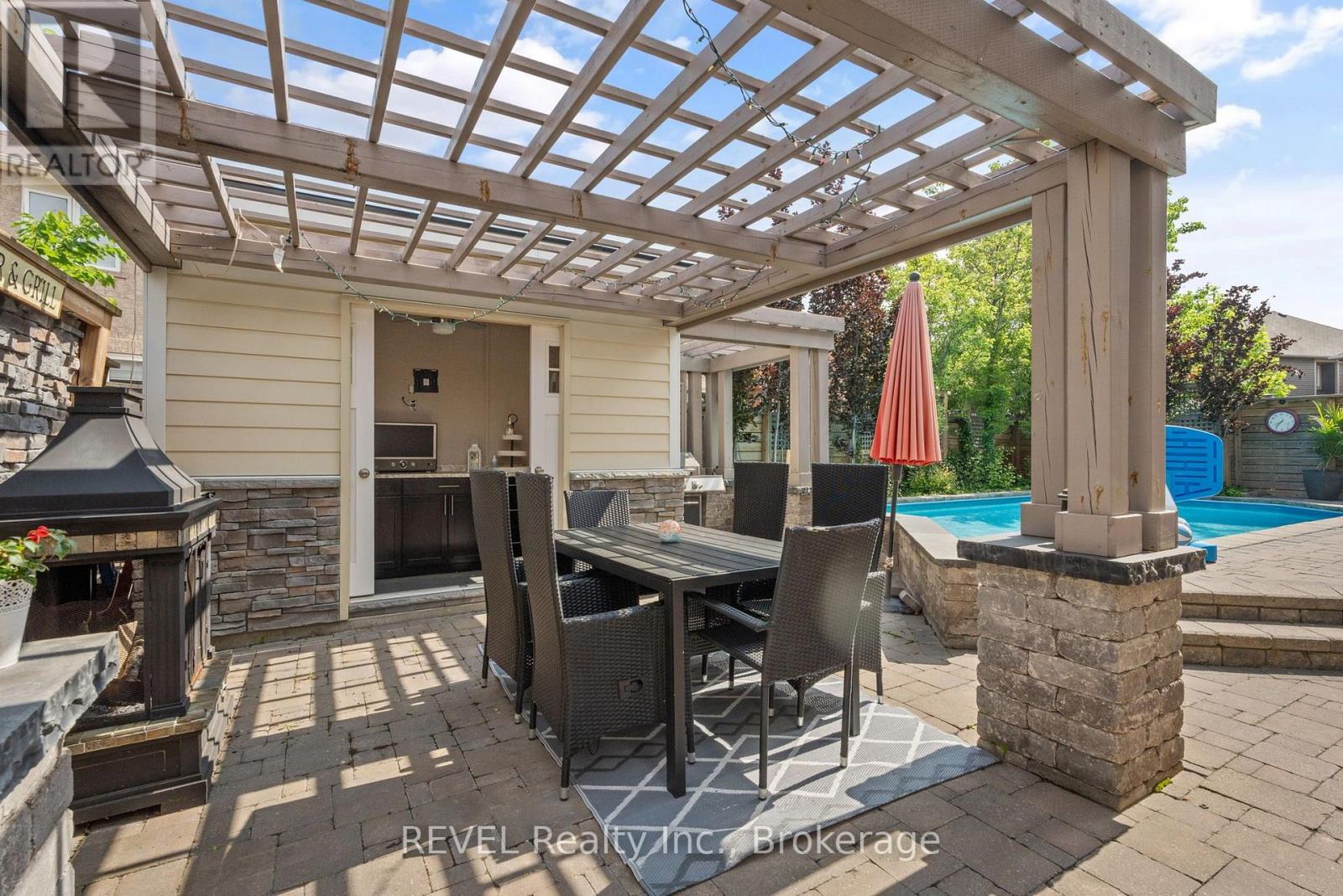 401 Schreyer Crescent Property Photo 34