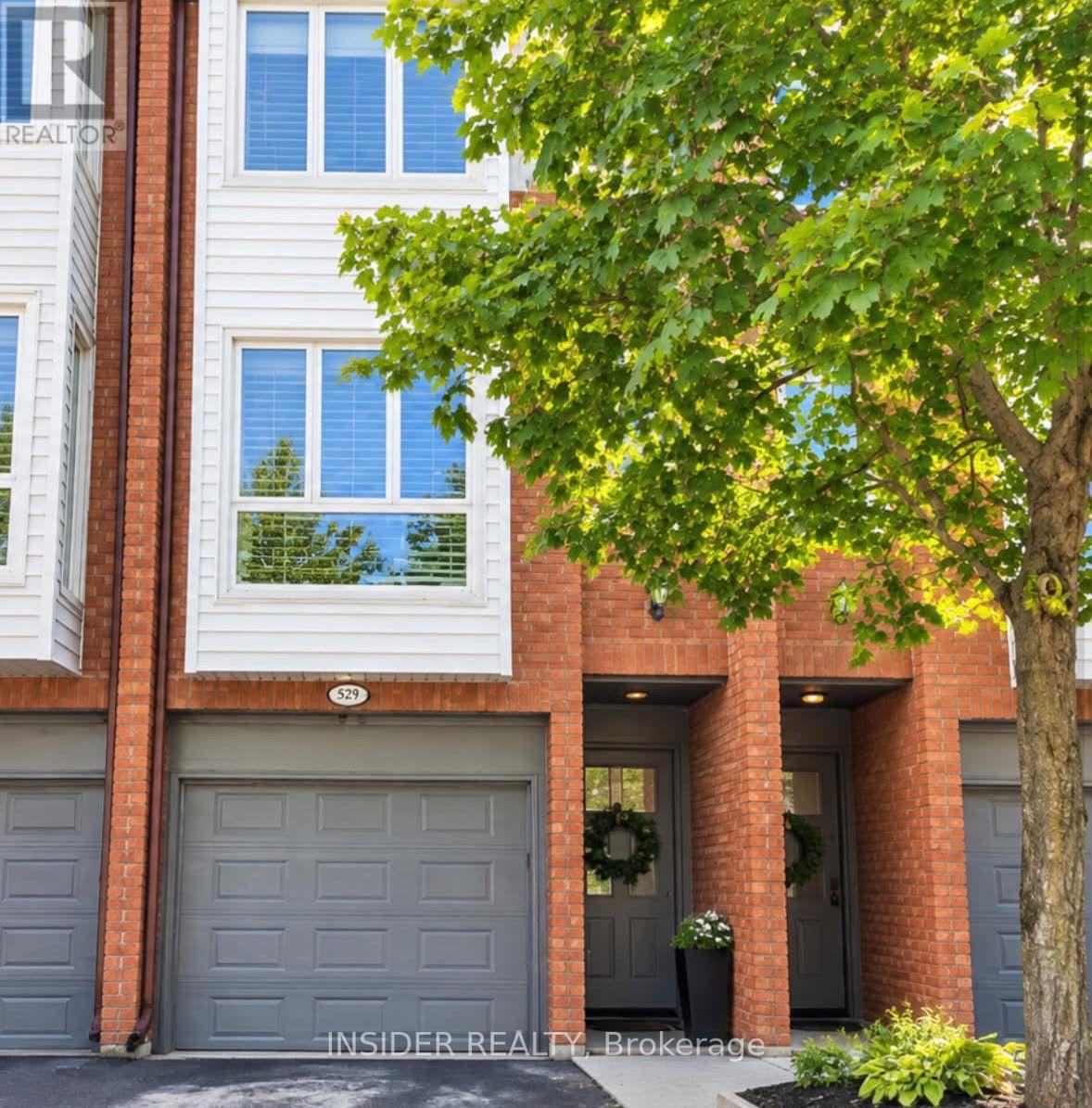 529 - 895 Maple Avenue Property Photo 1