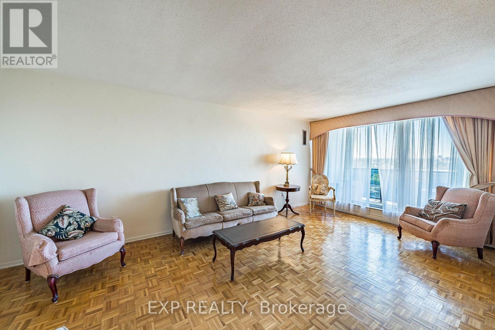 2412 - 85 Emmett Avenue Property Photo 8
