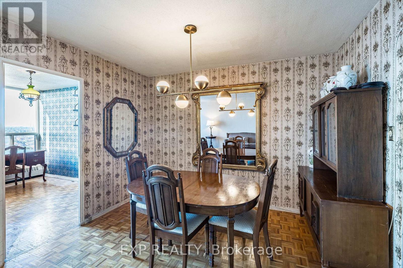 2412 - 85 Emmett Avenue Property Photo 12
