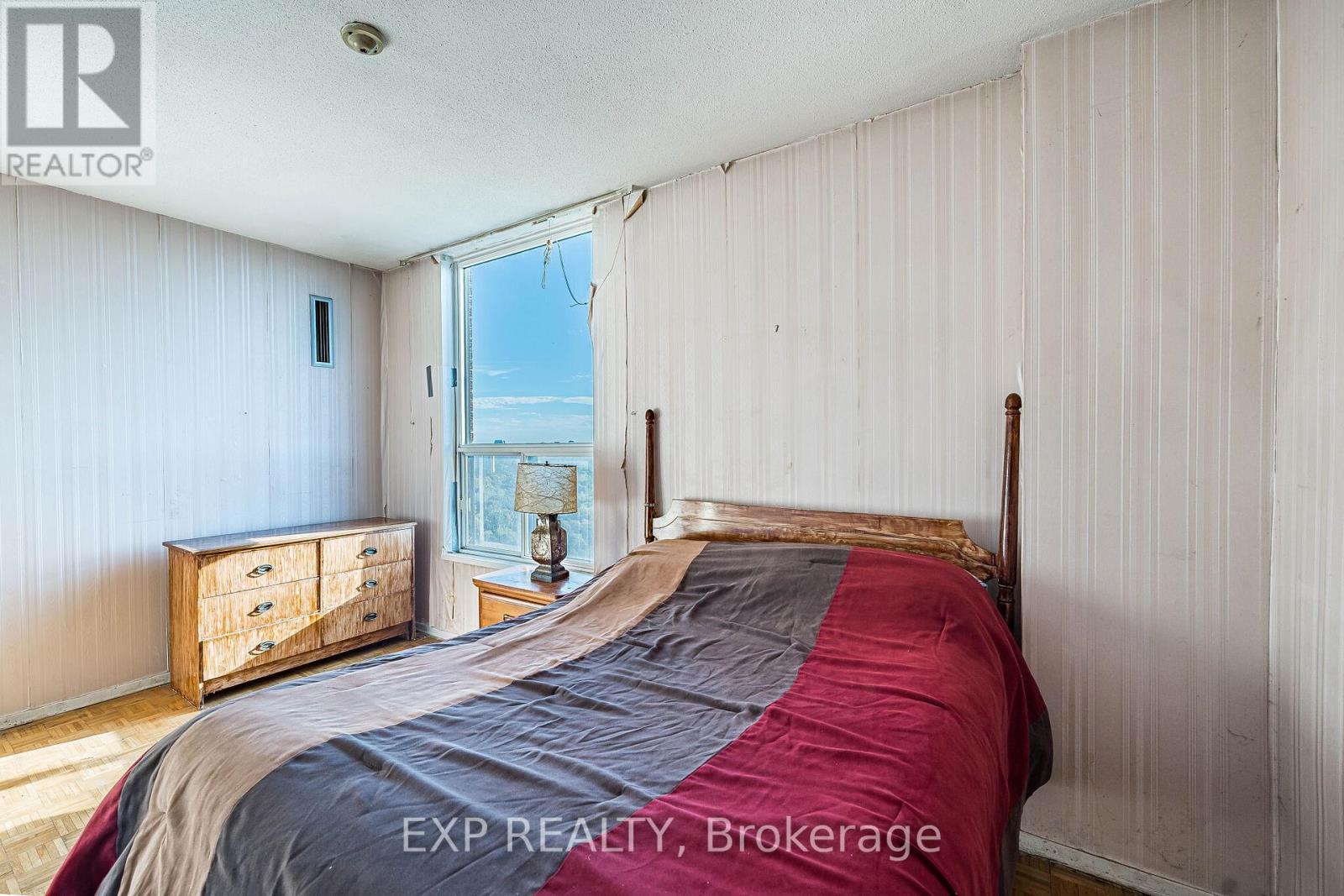 2412 - 85 Emmett Avenue Property Photo 22