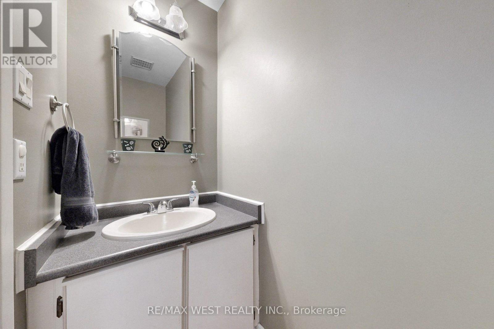 13 Mansfield Street Property Photo 16