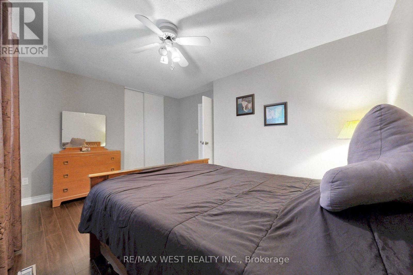 13 Mansfield Street Property Photo 27