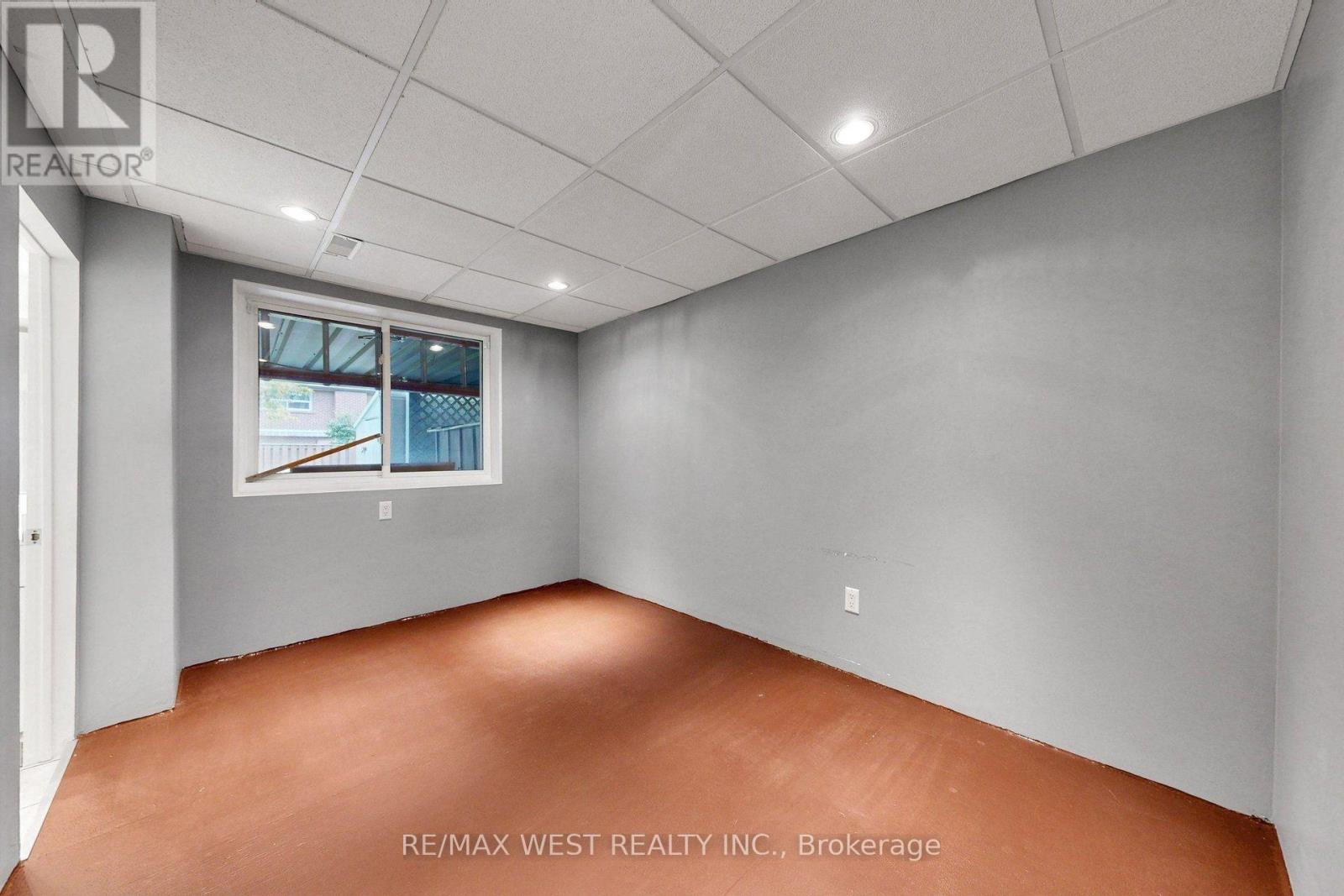 13 Mansfield Street Property Photo 33