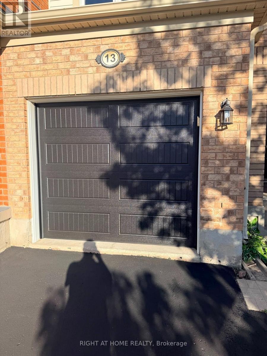 13 Lanternlight Lane Property Photo 1