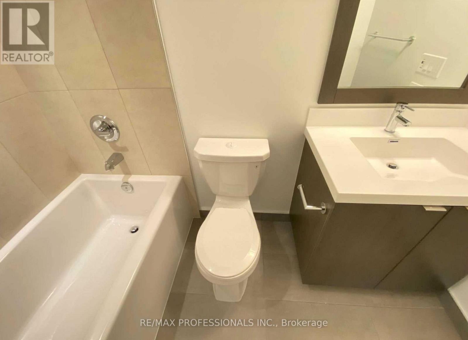 2616 - 9 Mabelle Avenue Property Photo 12