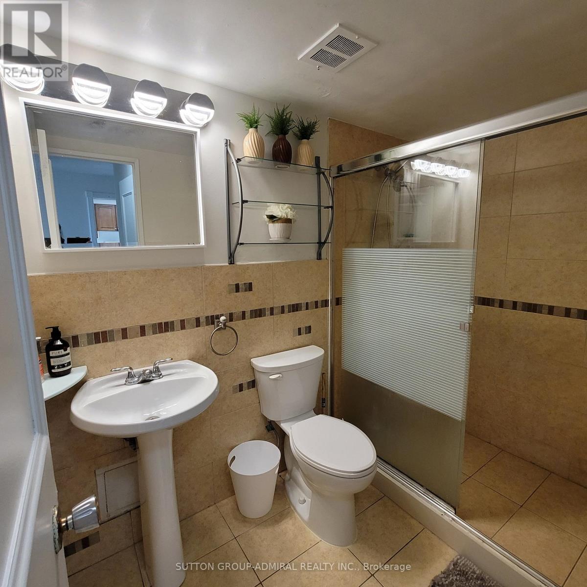 802 - 10 Tobermory Drive Property Photo 19