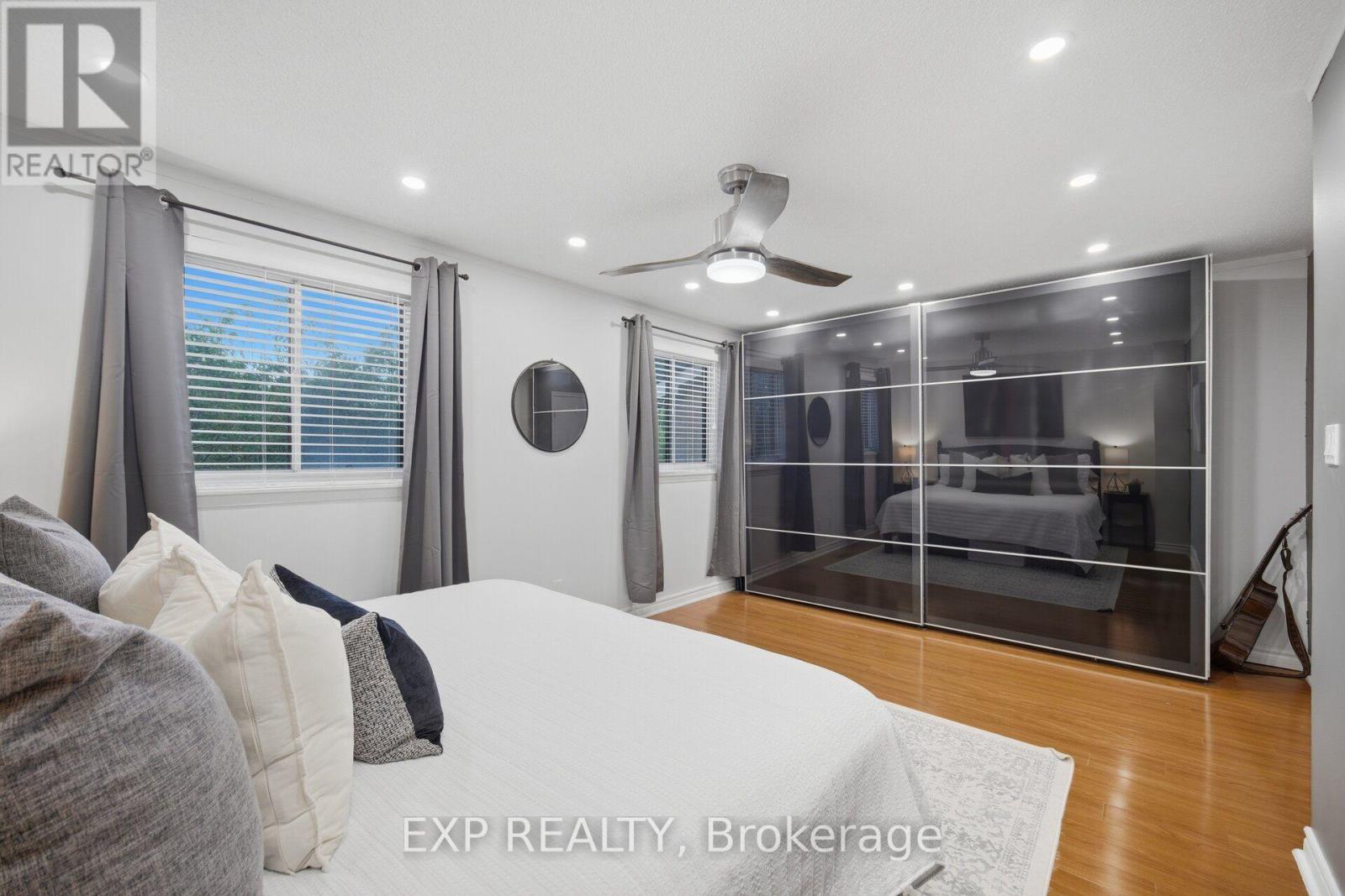 157 Moregate Crescent Property Photo 22