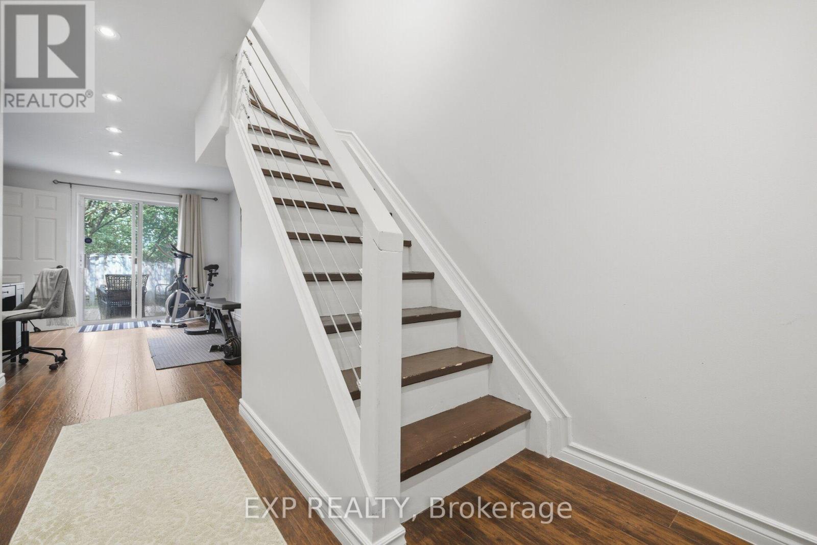 157 Moregate Crescent Property Photo 30