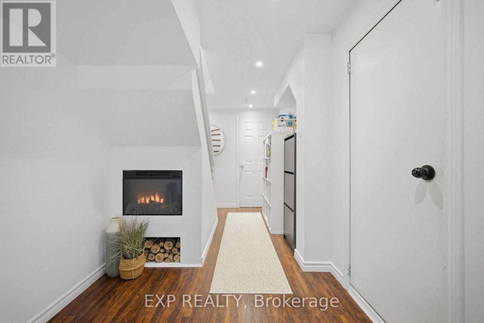 157 Moregate Crescent Property Photo 31