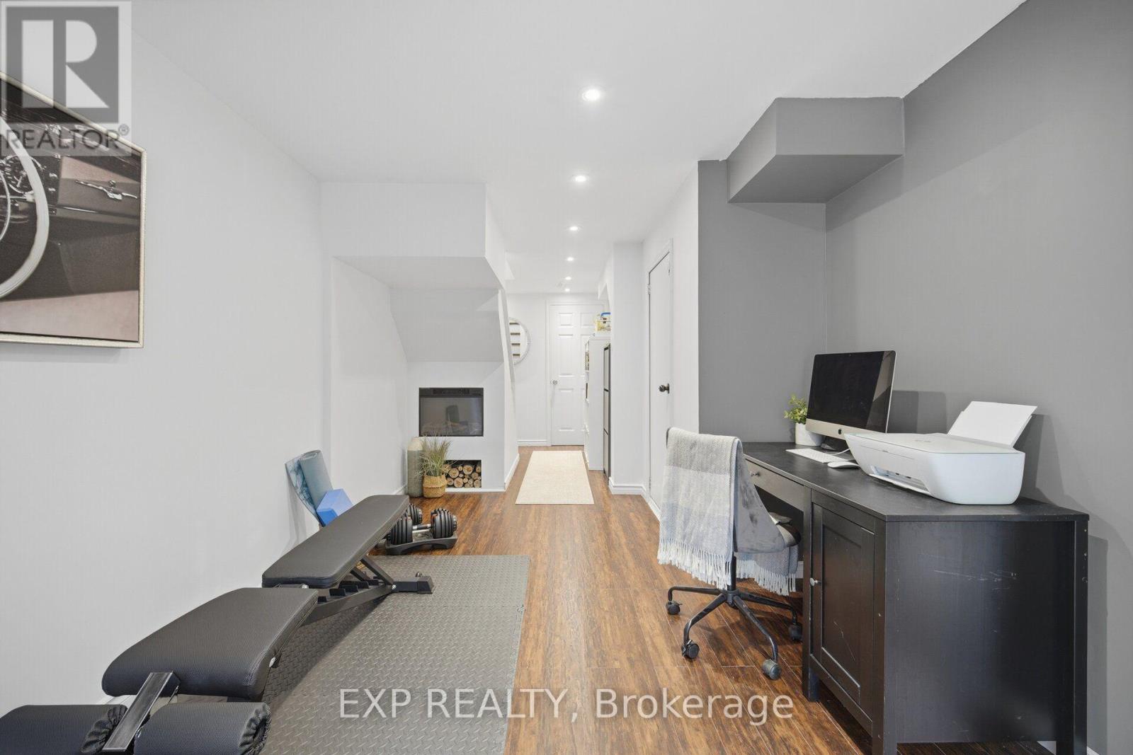 157 Moregate Crescent Property Photo 35