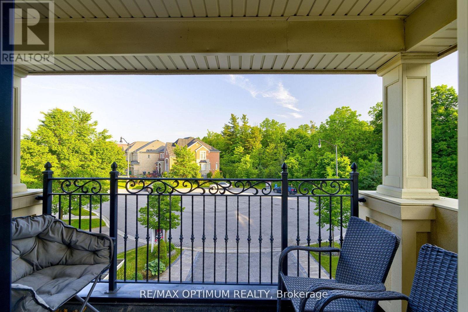 18 Deanston Court Property Photo 7