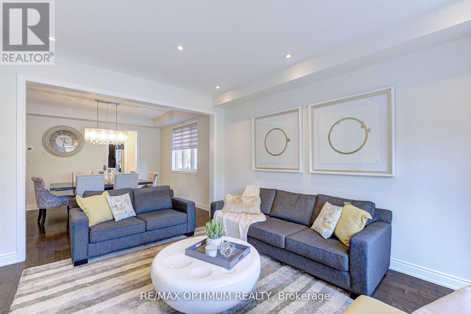 18 Deanston Court Property Photo 11