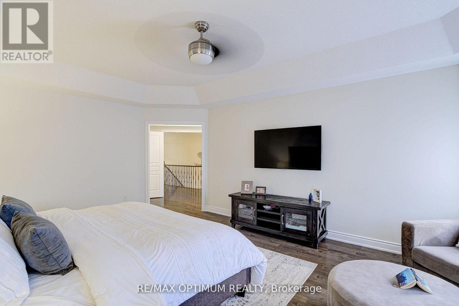 18 Deanston Court Property Photo 25