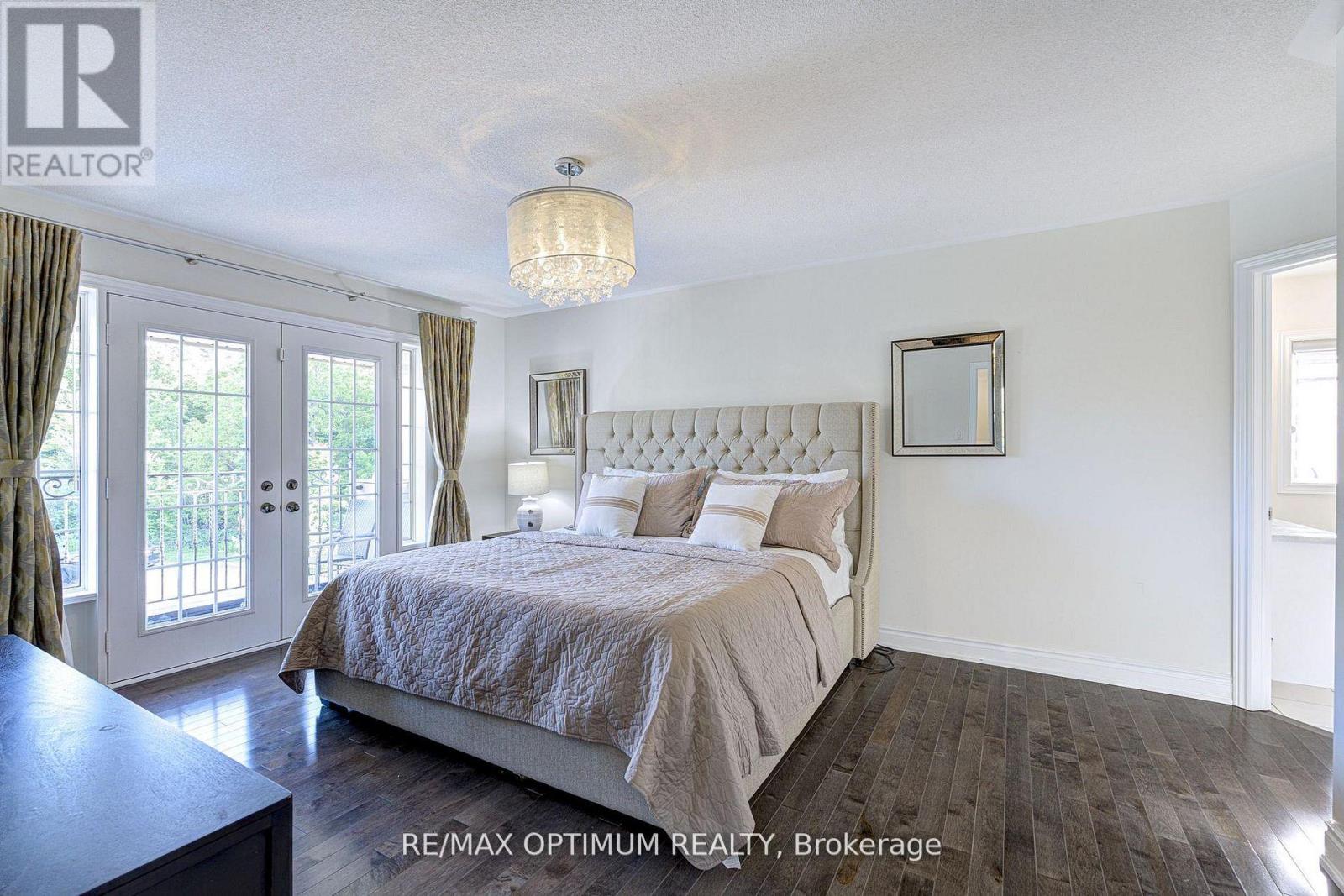 18 Deanston Court Property Photo 29