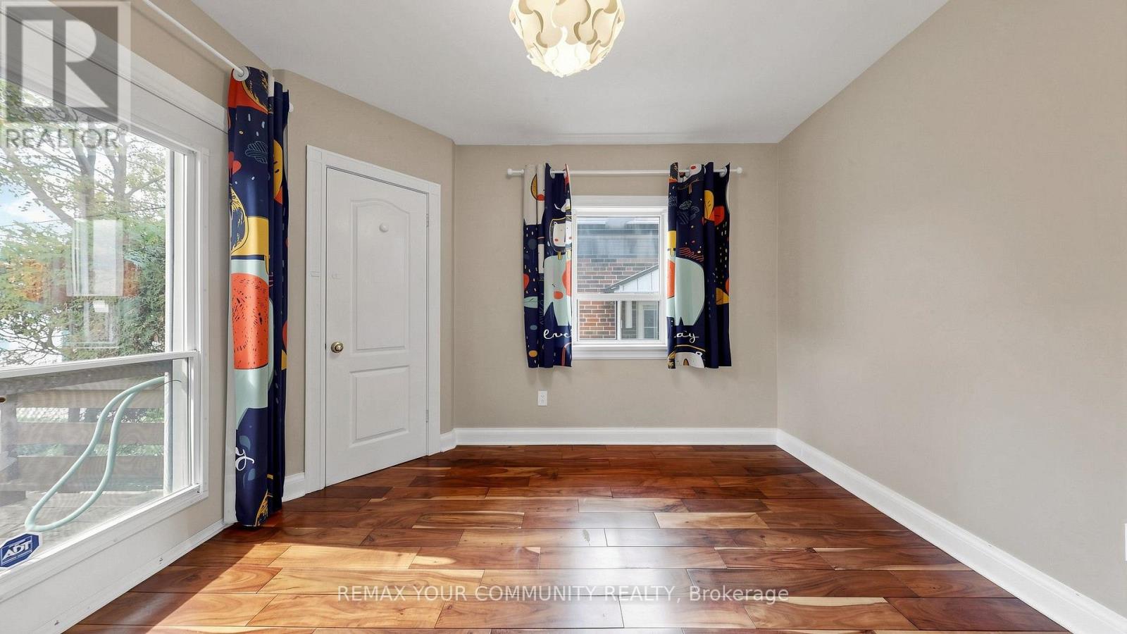 13 Tenth Street Property Photo 16