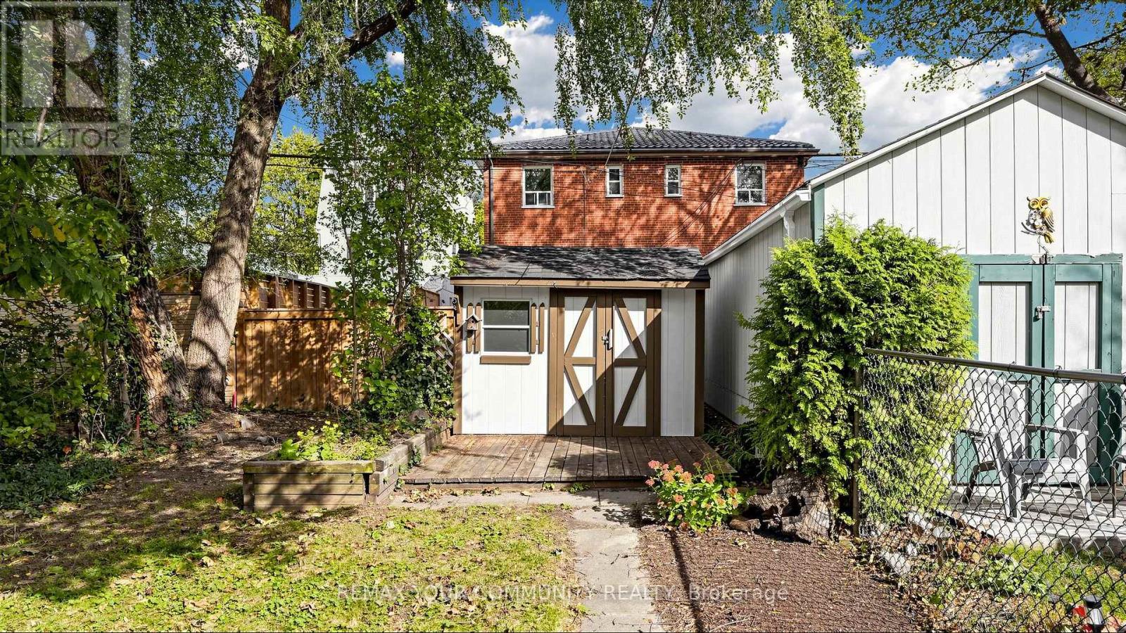 13 Tenth Street Property Photo 41