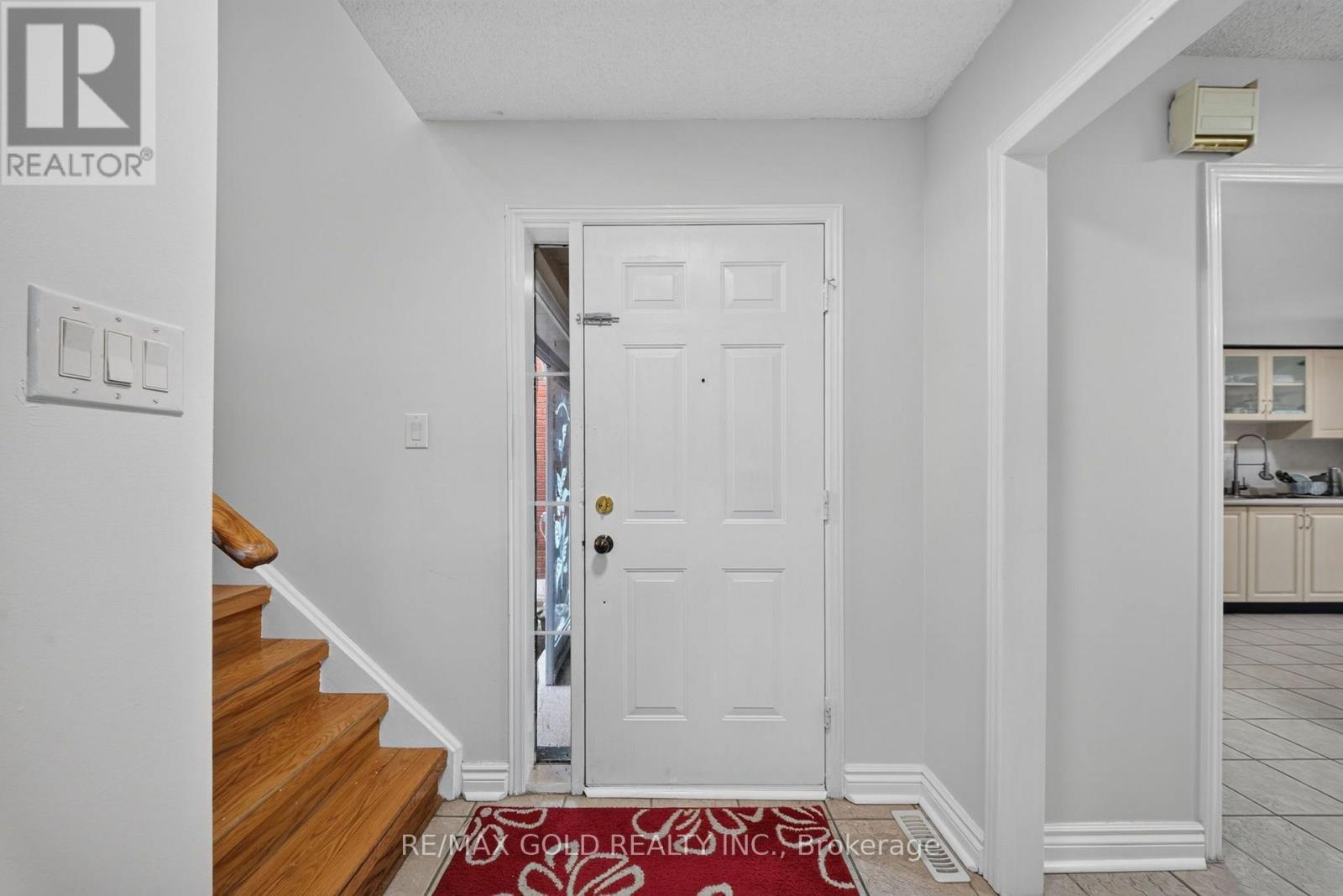 152 Bighorn Crescent Property Photo 5