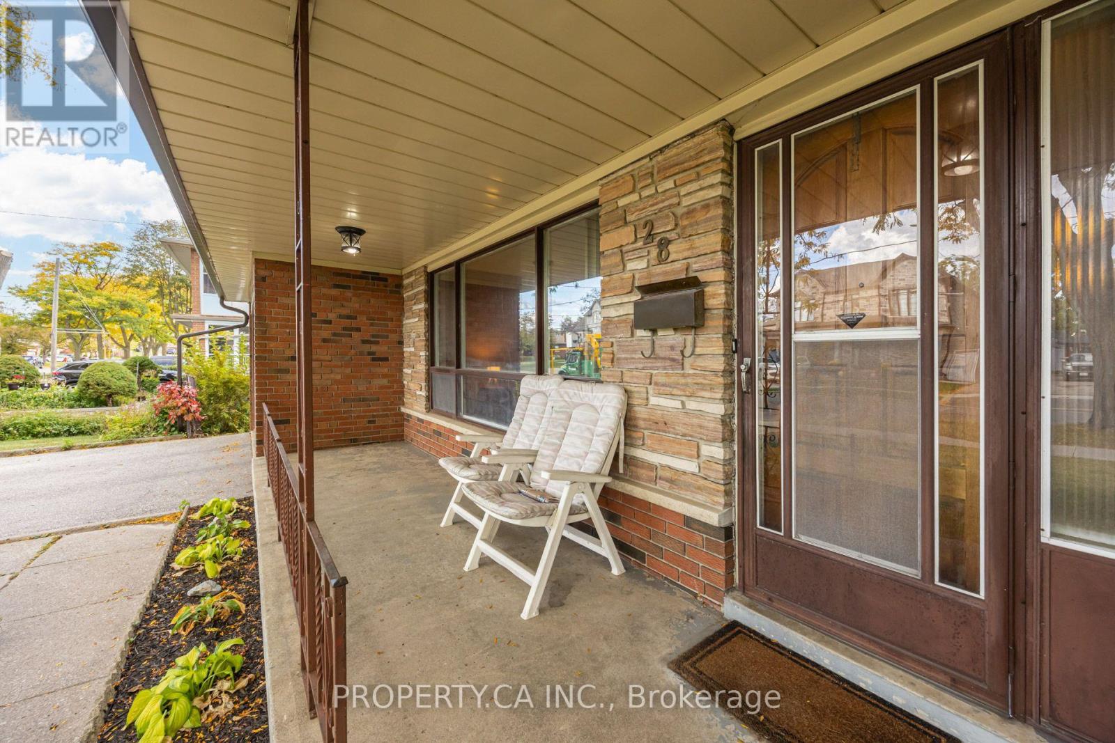 28 Blue Springs Road Property Photo 3