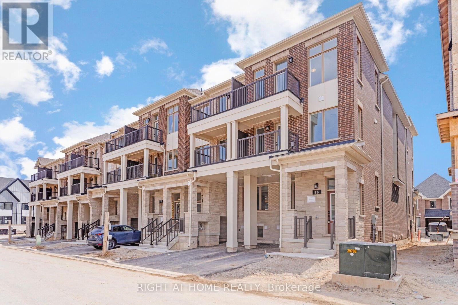 15 Kings Hill Drive Photo de la propriété 1