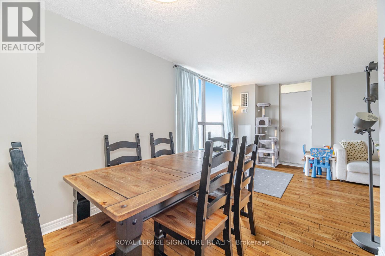 1003 - 3170 Kirwin Avenue Property Photo 14
