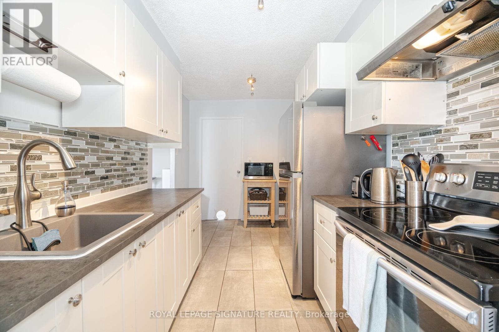 1003 - 3170 Kirwin Avenue Property Photo 15