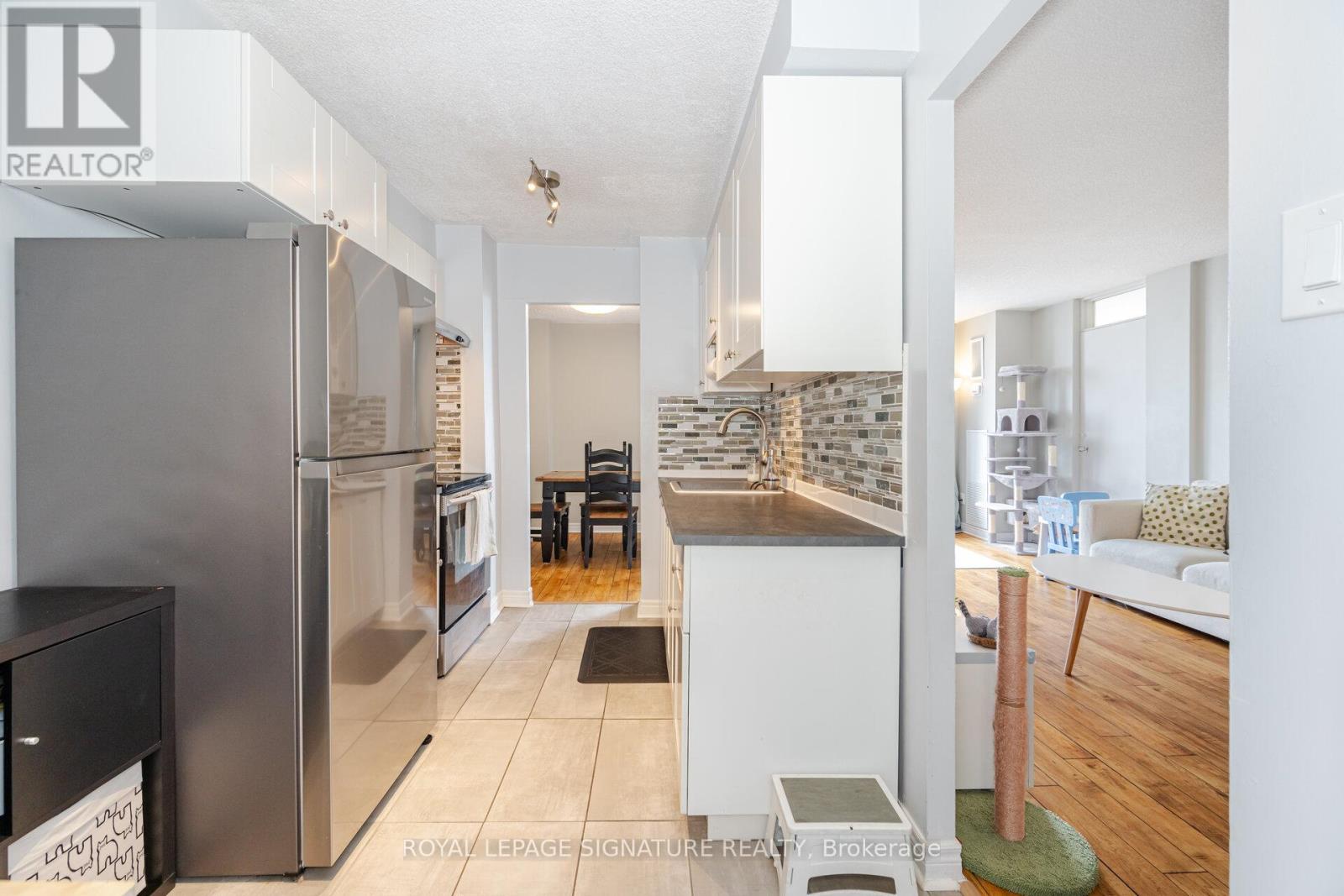 1003 - 3170 Kirwin Avenue Property Photo 17