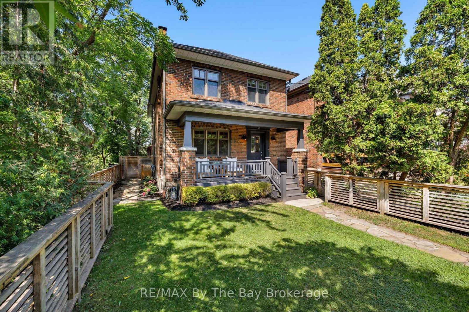 44 Rambert Crescent Property Photo 1