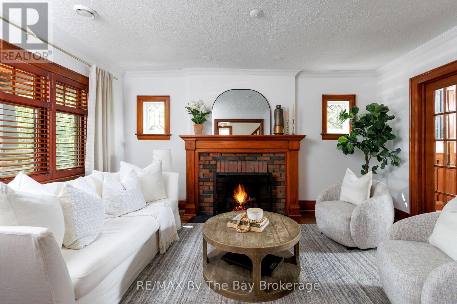 44 Rambert Crescent Property Photo 7