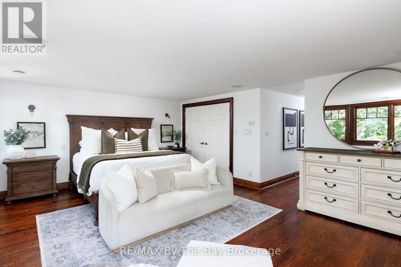 44 Rambert Crescent Property Photo 8