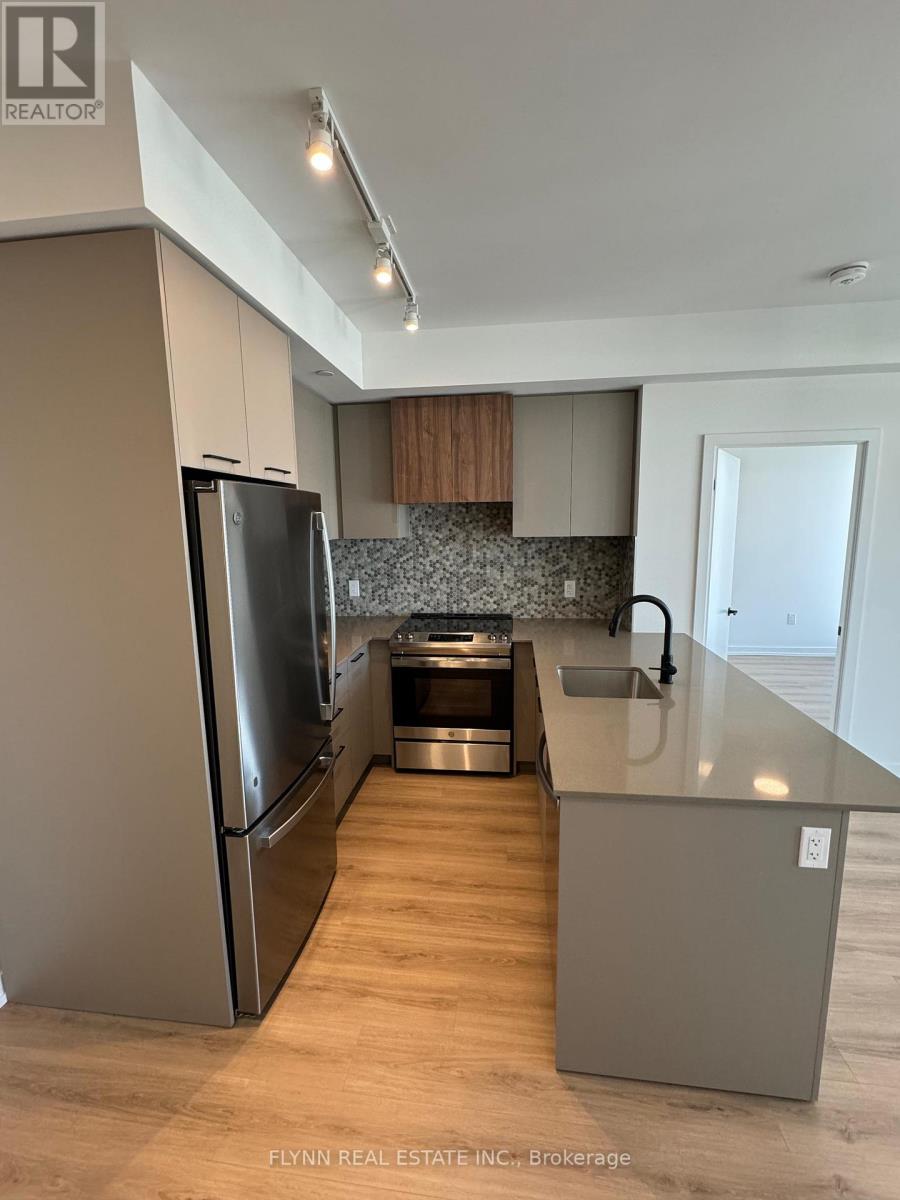 416 - 10 Lagerfeld Drive Property Photo 3