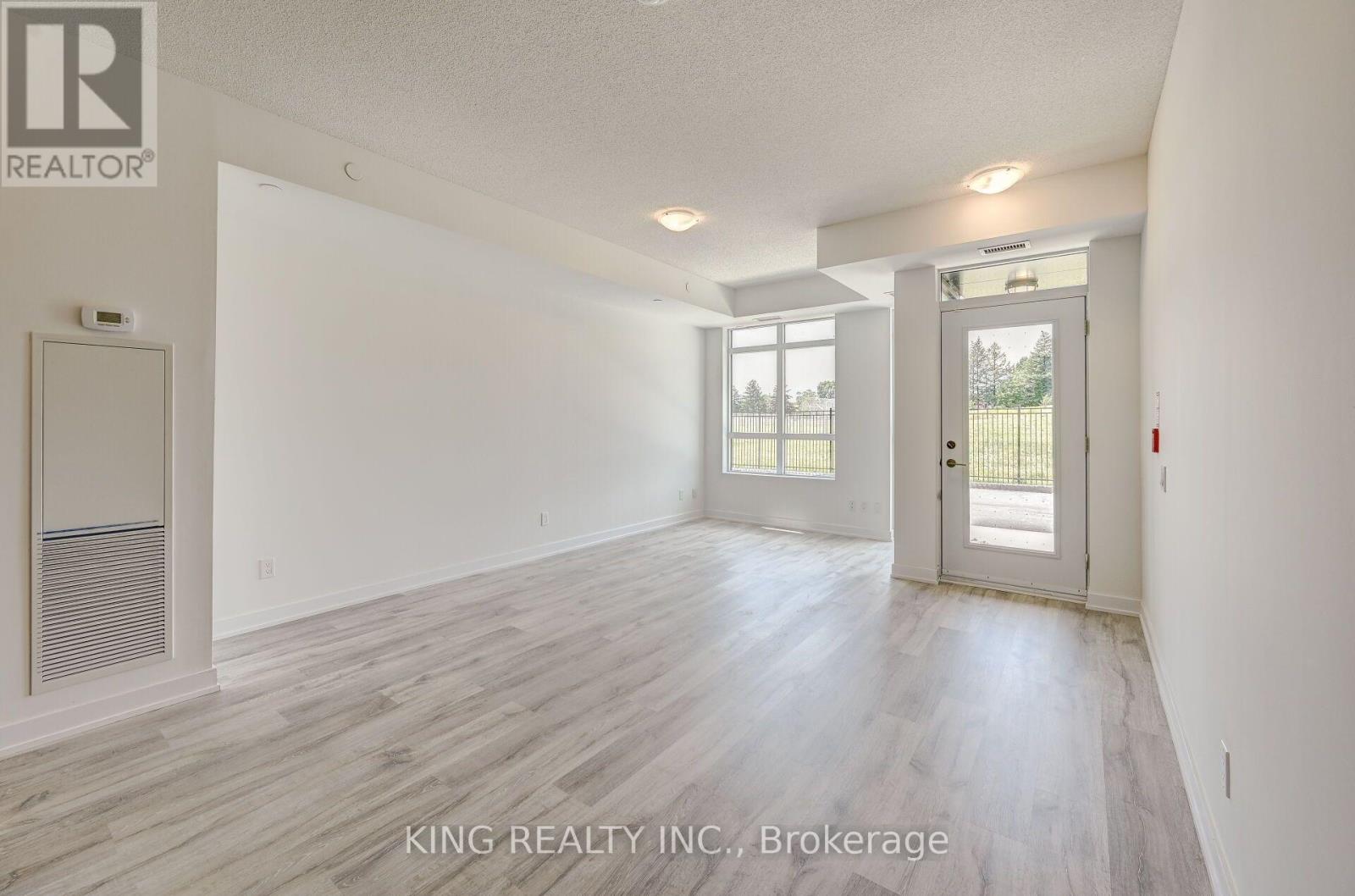 133 - 251 Manitoba Street Property Photo 12