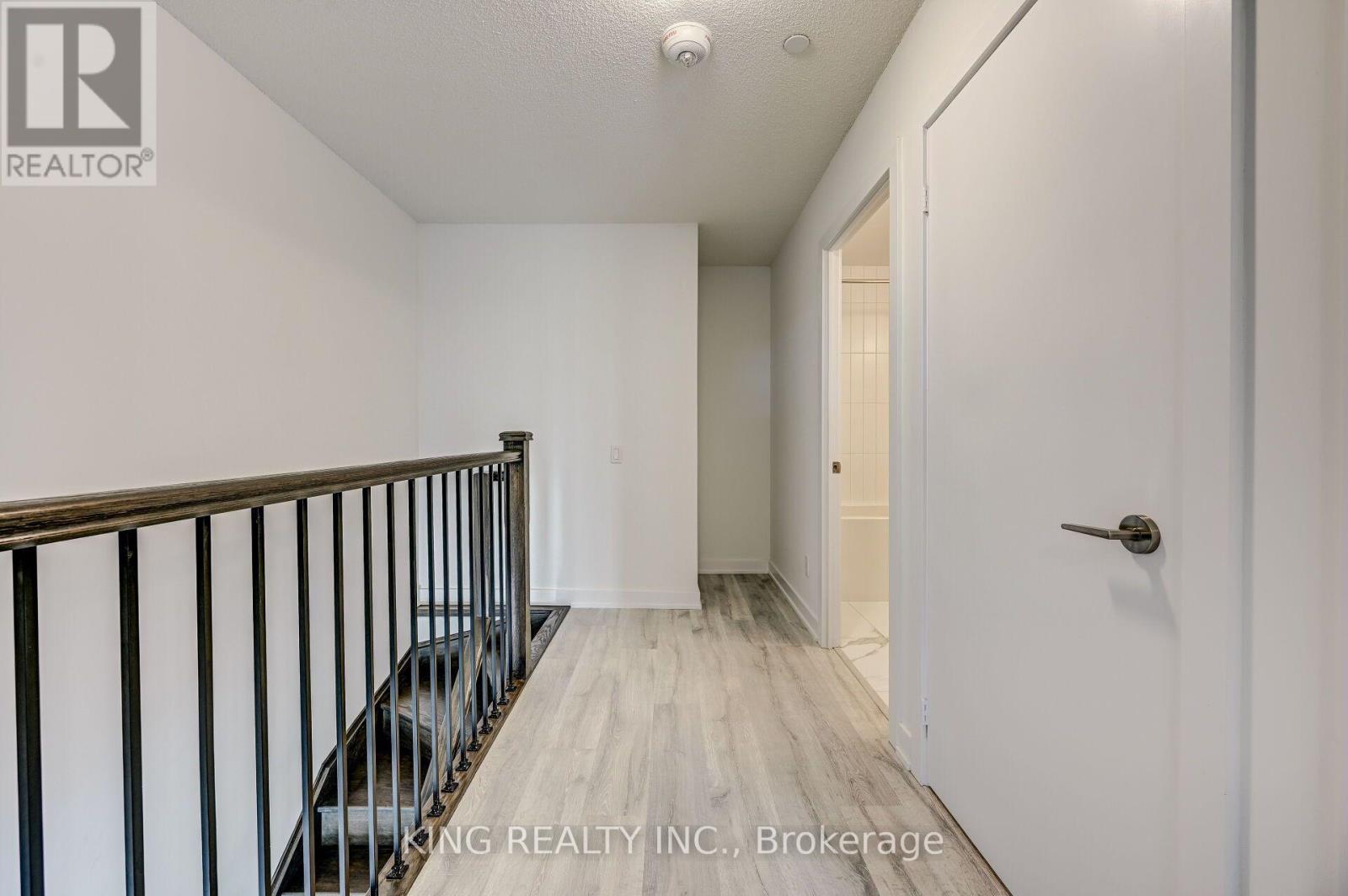 133 - 251 Manitoba Street Property Photo 24