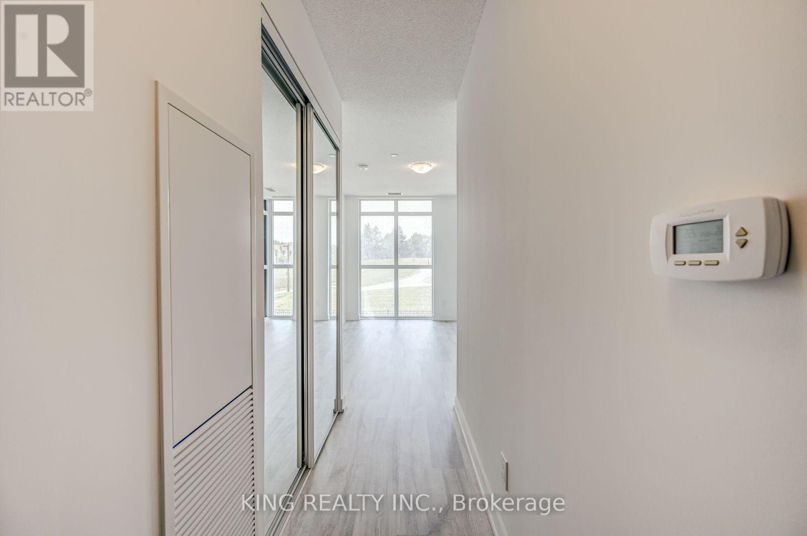 133 - 251 Manitoba Street Property Photo 25